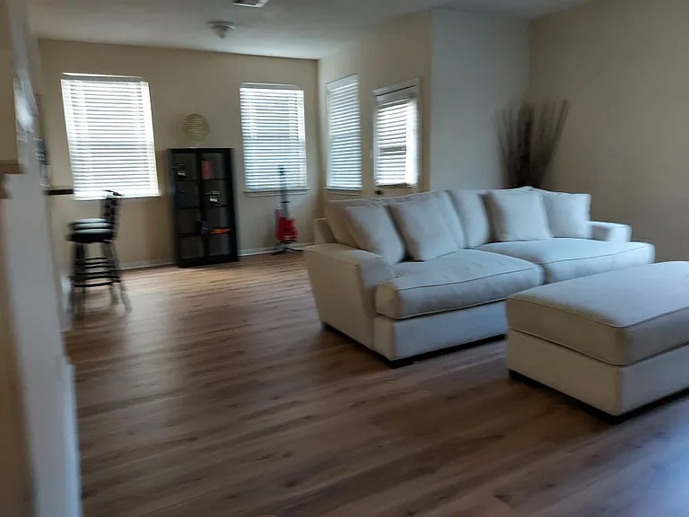 822 Forest Thicket Ln — Photo 10