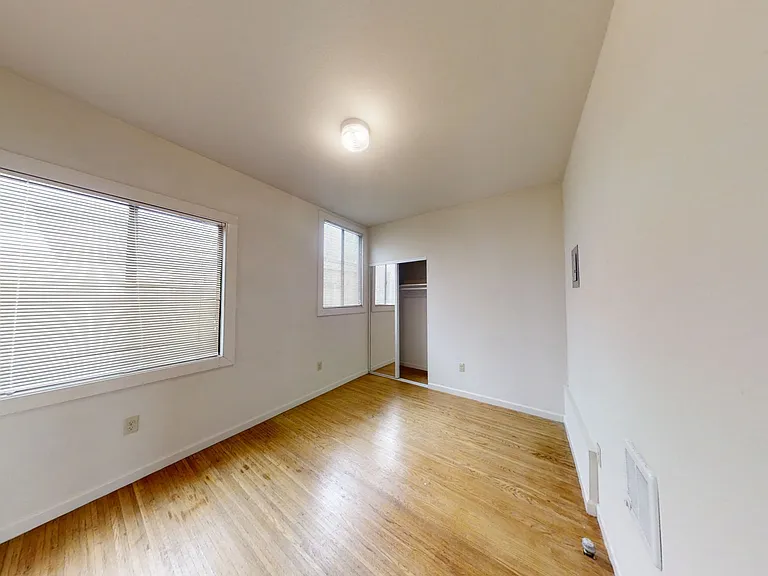 2030 Dwight Way — Photo 19