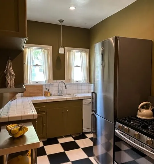 1201 S Ogden Dr — Photo 24