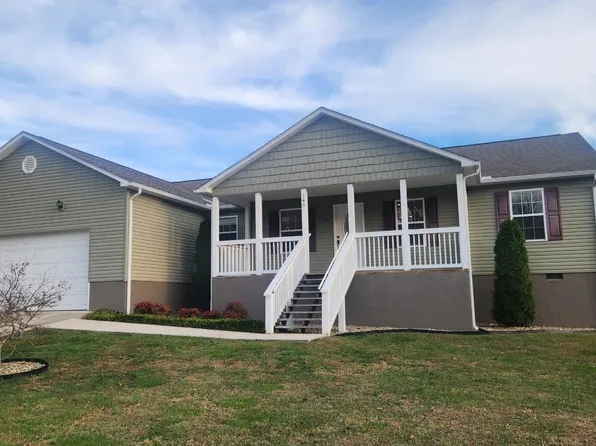 145 Zoe Cir, Jacksboro, TN 37757
