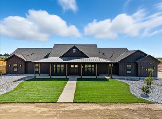 605 S Anderson A Rd, Exeter, CA 93221