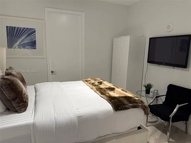 15901 Collins Ave #3907 — Photo 20