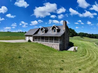 15159 Monroe Mills Rd, Mount Vernon, OH 43050