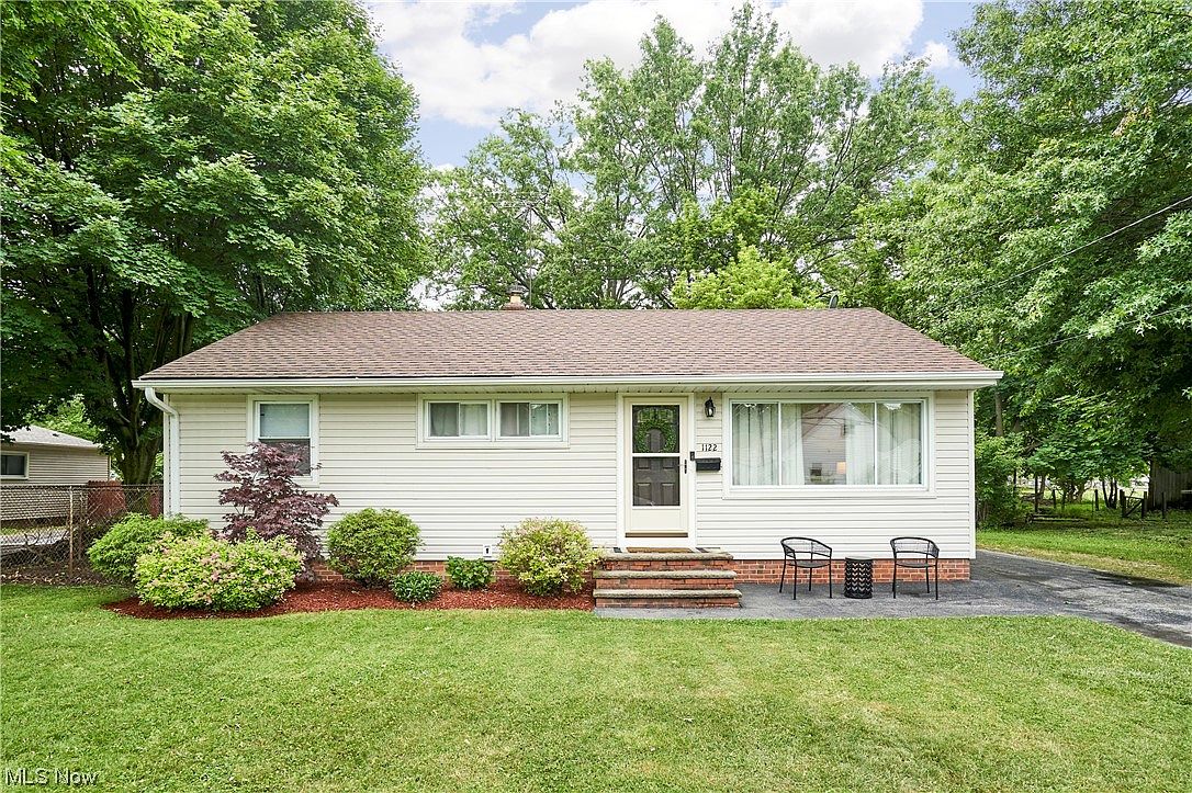 1122 E 354th St, Eastlake, OH 44095 Zillow