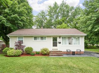 1122 E 354th St, Eastlake, OH 44095