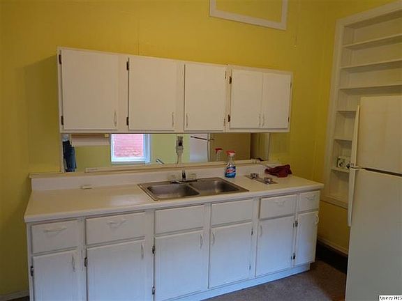 Home for Sale in Quincy, IL $42,000