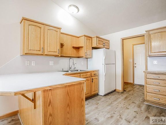 4th image of 3054 Thayer Brg