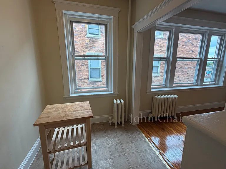 225 Kelton St #8 — Photo 12