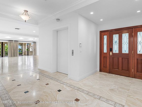 4th image of 5841 N Ocean Blvd #F2