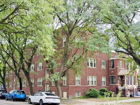 2919 W George St #6H, Chicago, IL 60618