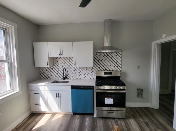119 Cedar Ave Floor 2