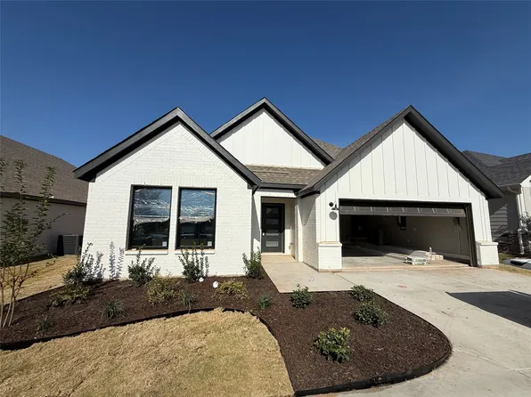 413 Smith Rd, Springtown, TX 76082