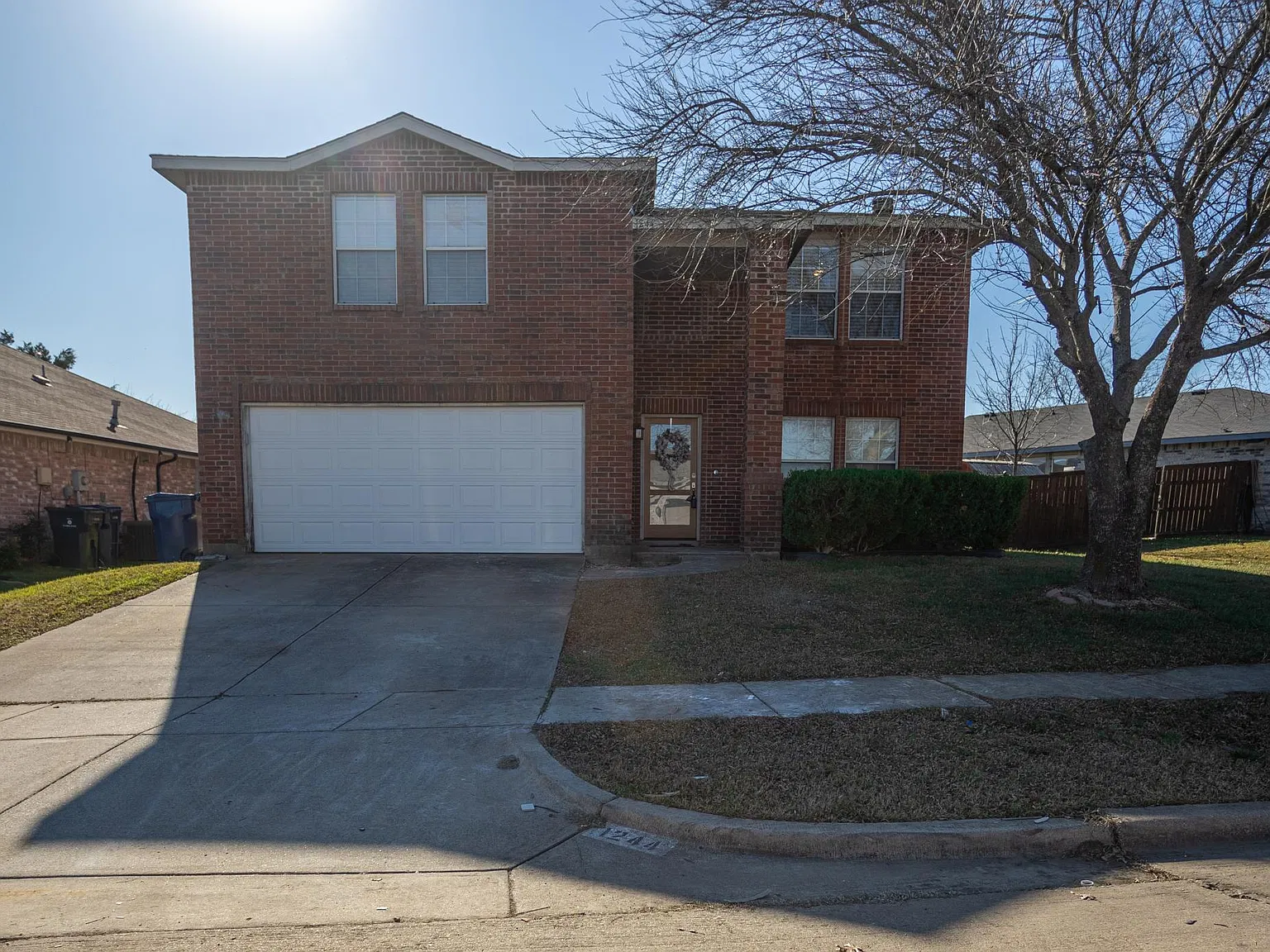 3 bed, 2167 sqft, $2,500 — Photo 2