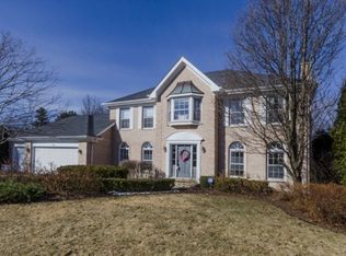 1792 Whitt Ct, Wheaton, IL 60189