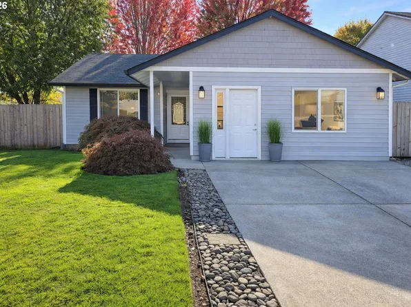 413 SE 8th St, Battle Ground, WA 98604