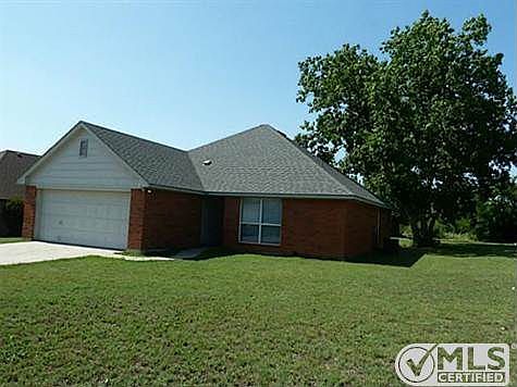 1st image of 903 Turkey Creek Ct