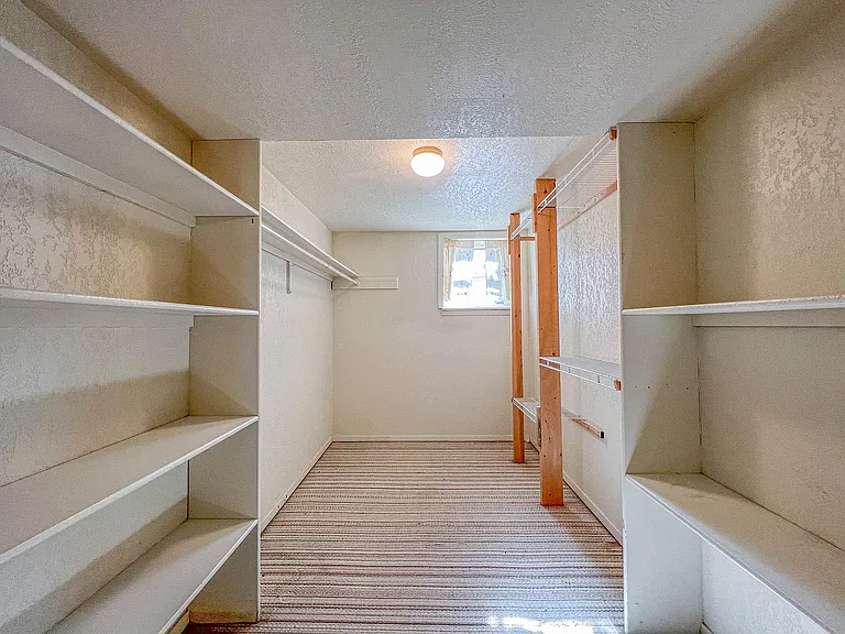 709 E 5th St #BUNGALOW — Photo 21