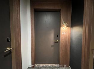 625 Sheppard Ave E #211, Toronto, ON M2K 0G4