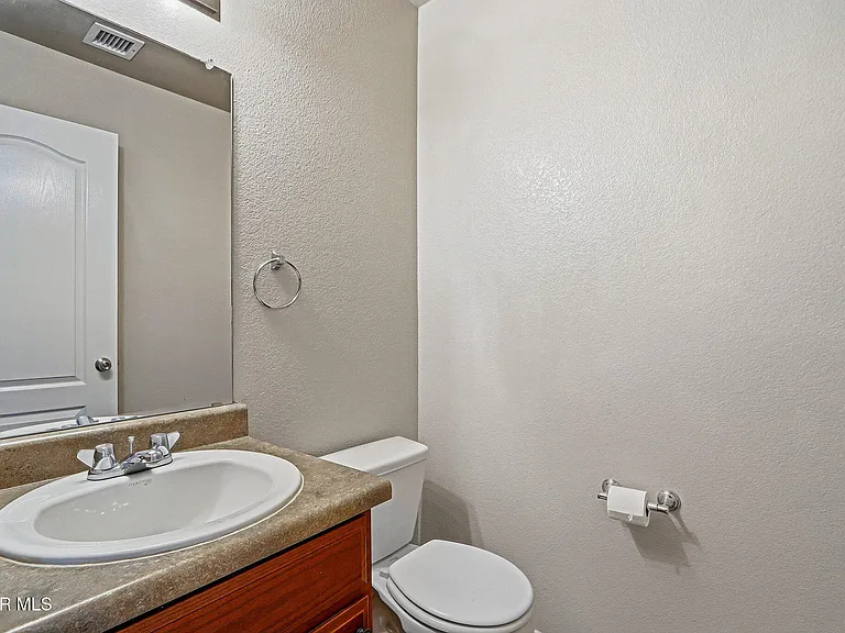 2300 Glitter Point — Photo 17