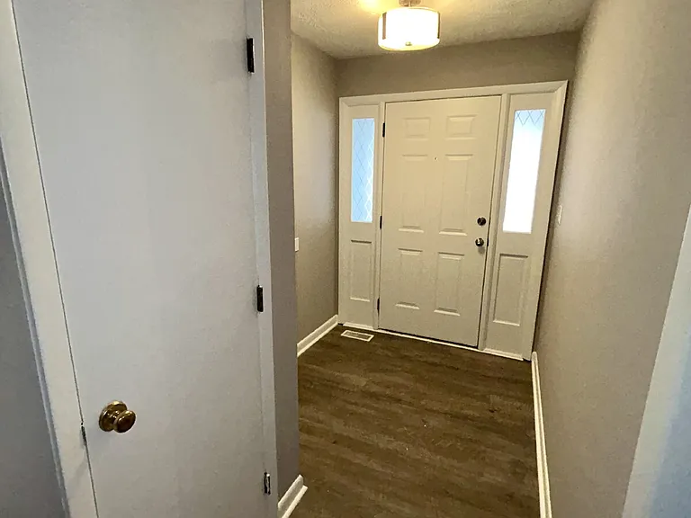 715 Prestige Blvd — Photo 12