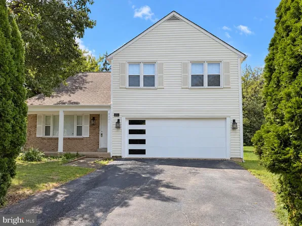 8201 Bell Ln, Vienna, VA 22182