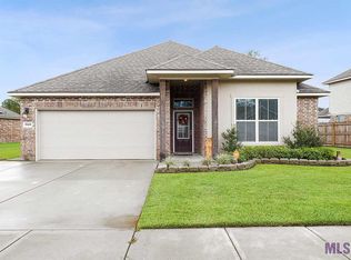 39431 Legacy Lake Dr, Gonzales, LA 70737