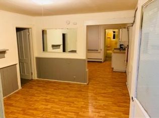 53 2nd Ave FLOOR 2, Rensselaer, NY 12144