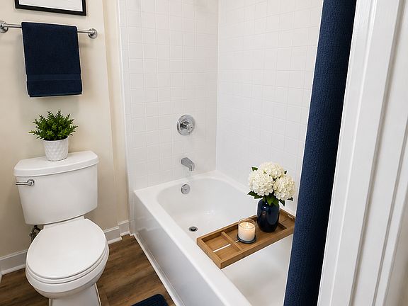 3rd image of 1450 Coronado Ave APT 6