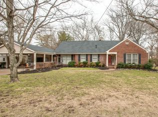 1006 Woodvale Dr, Nashville, TN 37204