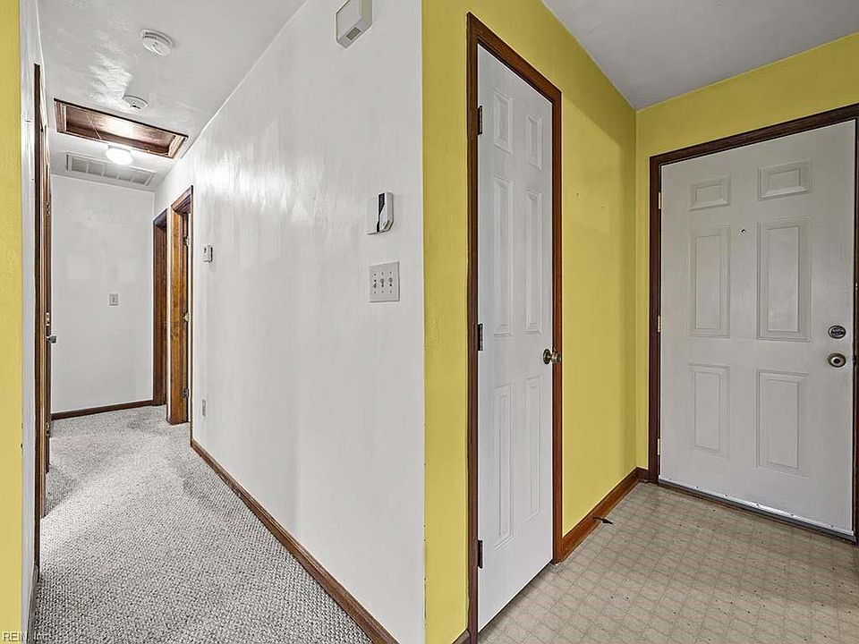 109 Las Gaviotas Lndg, Chesapeake, VA 23322 Zillow