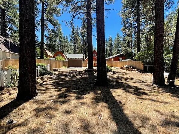208 W Mojave Blvd, Big Bear City, CA 92314