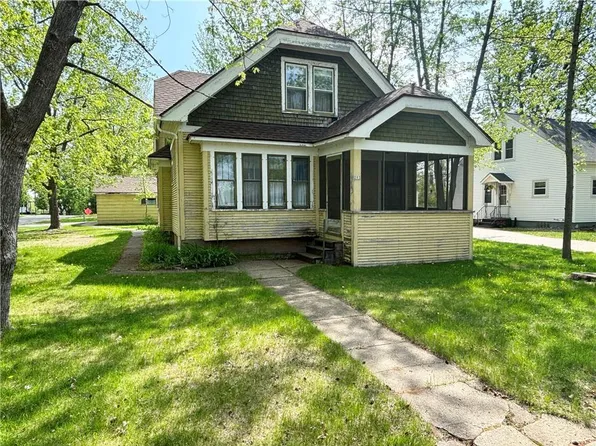 203 Reuter Avenue, Rice Lake, WI 54868