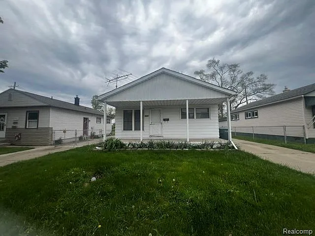 1774 Council Ave