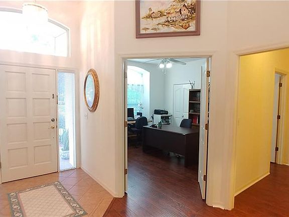 4th image of 7765 Apple Tree Cir