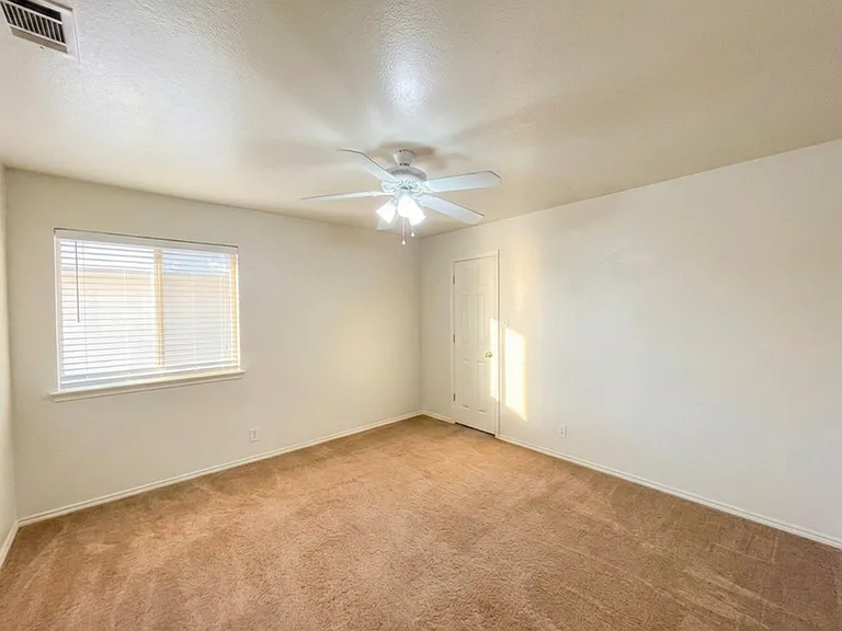 9023 Pinseeker — Photo 13