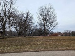 665 Lake Summerset Rd, Davis, IL 61019