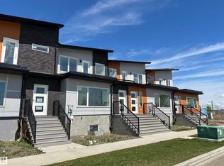 2742 Blatchford Rd NW, Edmonton, AB T5G2P7