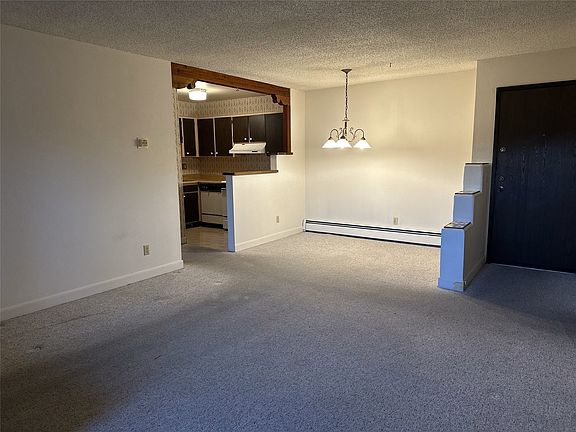 3rd image of 151 Calle Ojo Feliz Unit D