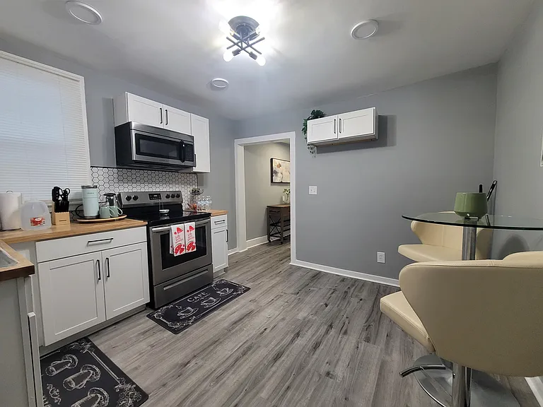 2818 N Capitol Ave #1 — Photo 15