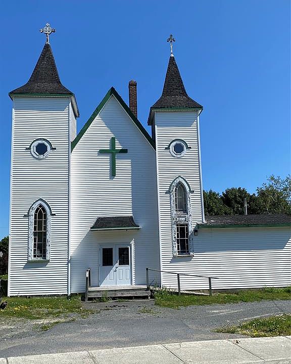 1st image of 8-12 Cross Road