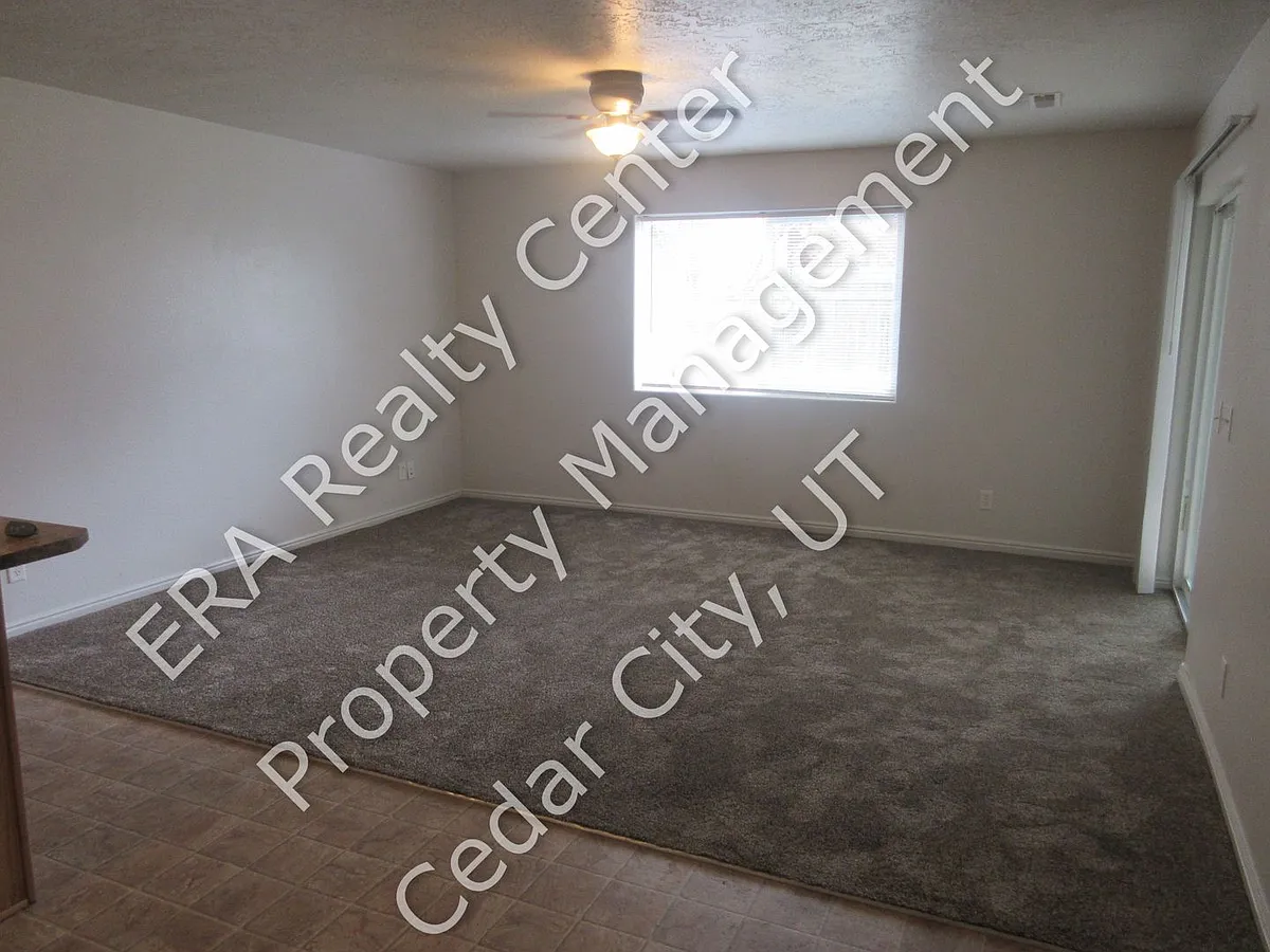 Building Photo - 1936 N 550 W