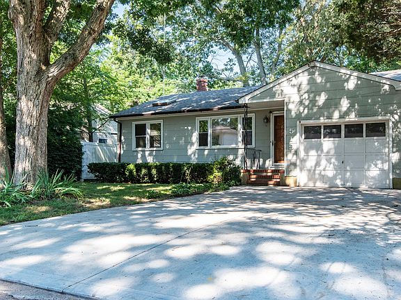 2nd image of 519 Boulton Ave