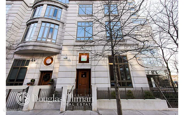 Sold by Douglas Elliman | media 21