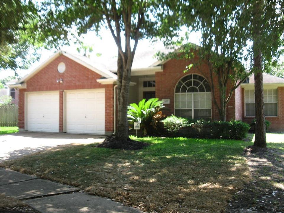 1st image of 307 Roans Prarie Ln