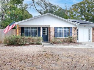4770 Skyline Dr, Pensacola, FL 32503