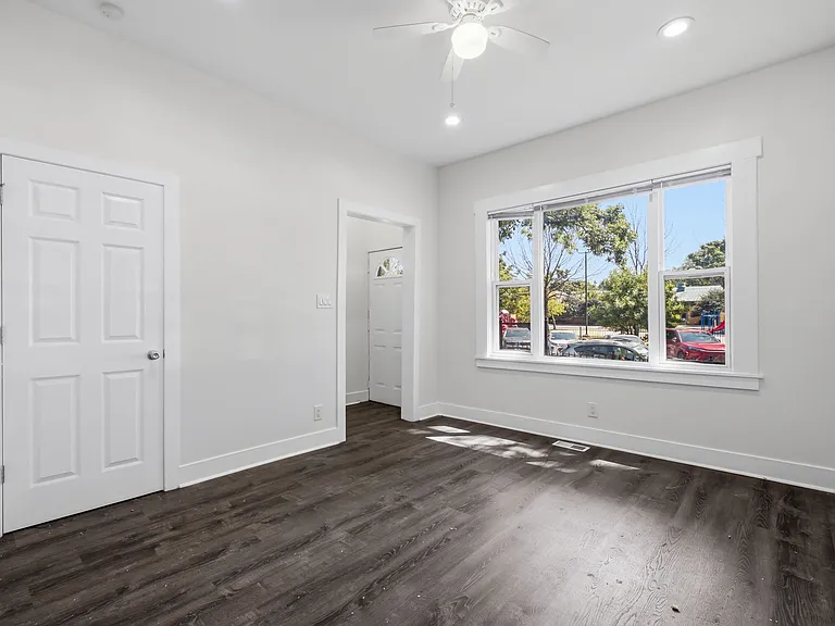 1806 N Richmond St #1F — Photo 12