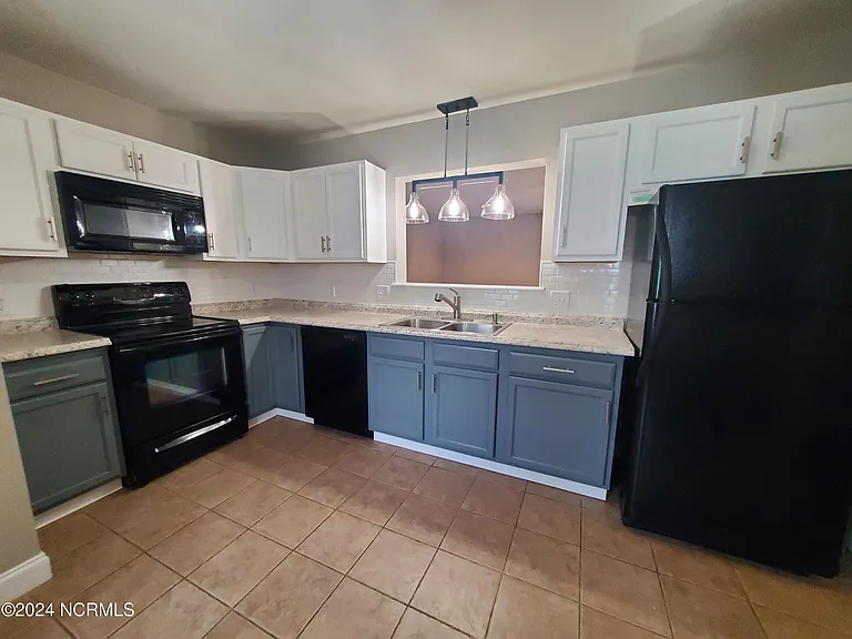 4232 Brook Creek Ln #A — Photo 6