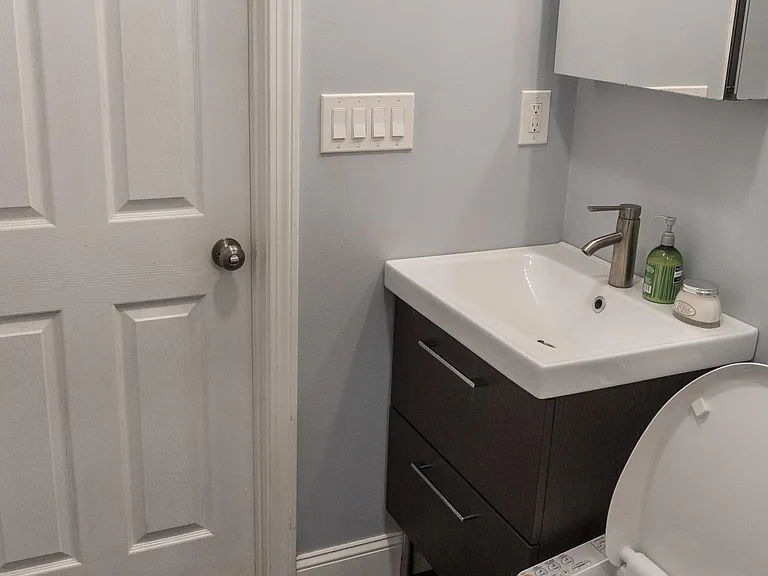 148 W 3rd St #1 — Photo 13