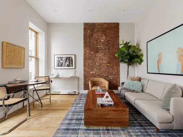 503 Clinton Avenue image 1 of 10