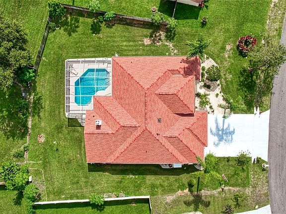 5th image of 23241 Cascade Pl